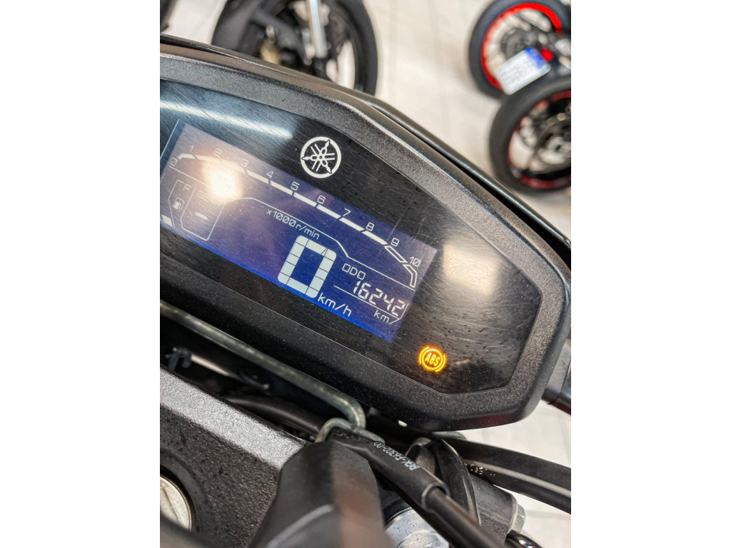 YAMAHA FZ 15 ABS