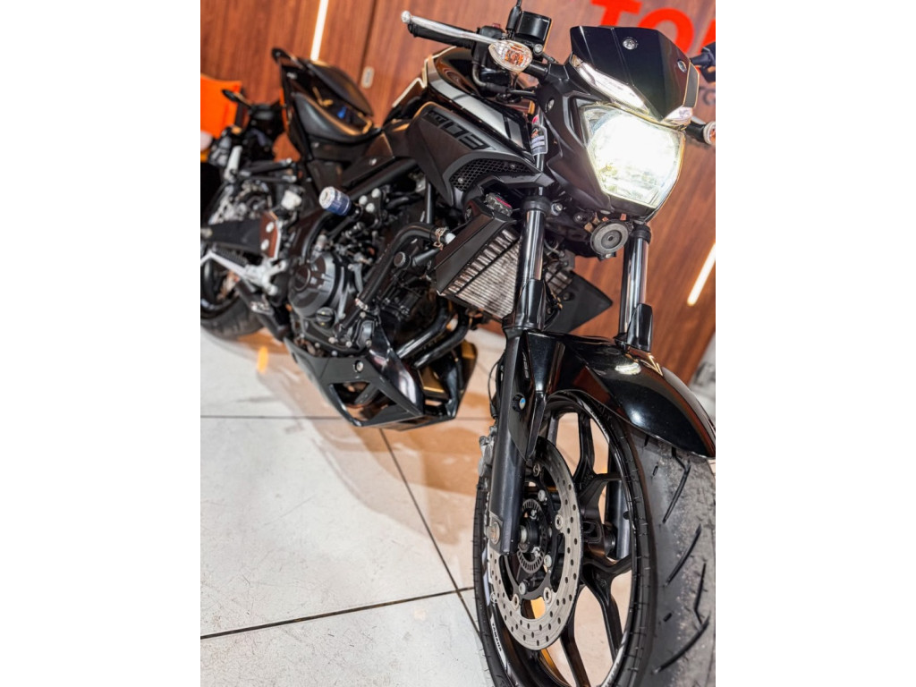 YAMAHA MT-03 300 ABS