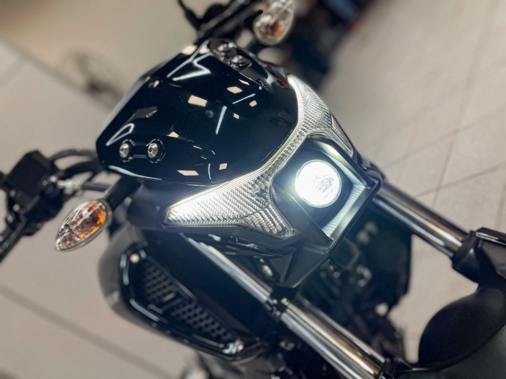 YAMAHA FZ 15 ABS