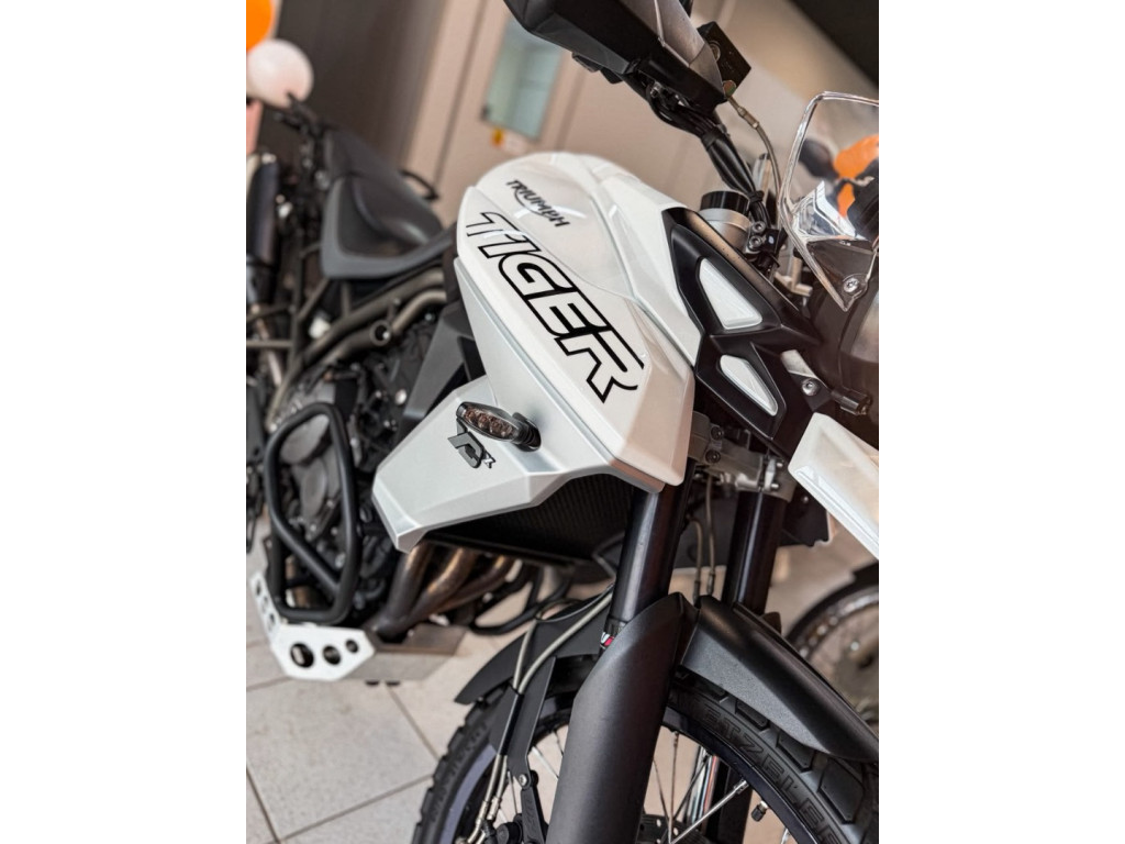 TRIUMPH Tiger 800 XCX