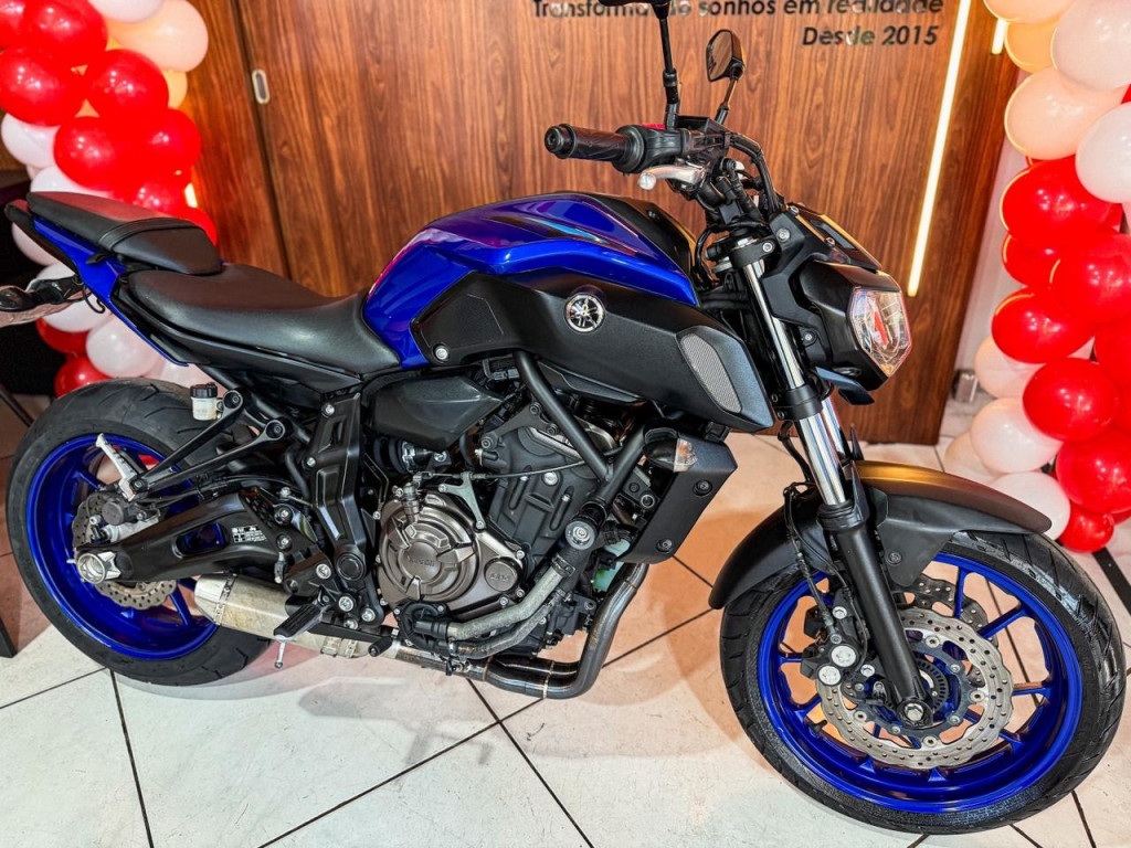 YAMAHA MT-07 700 ABS