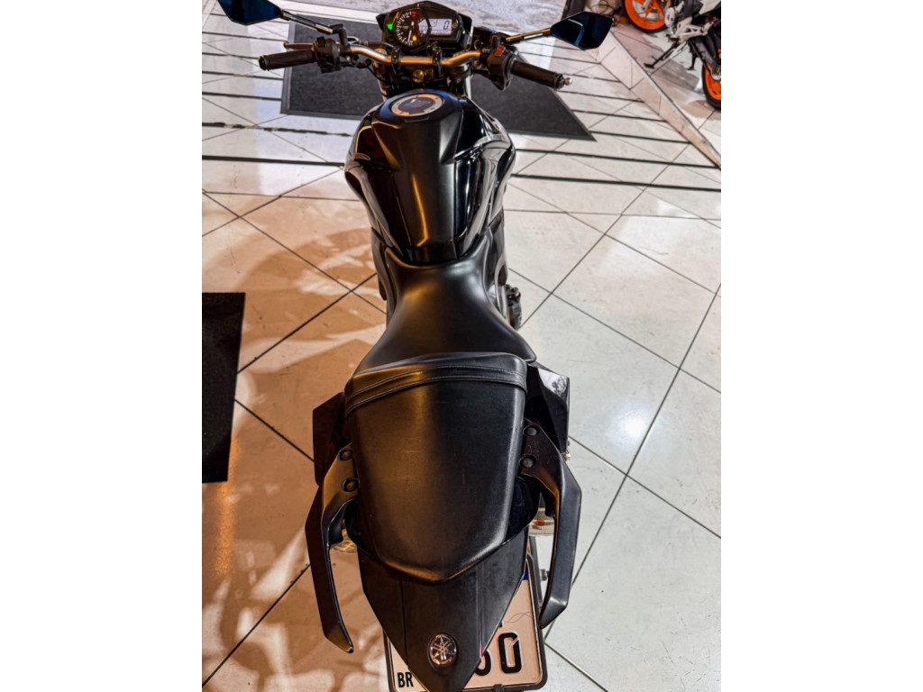 YAMAHA MT-03 300 ABS