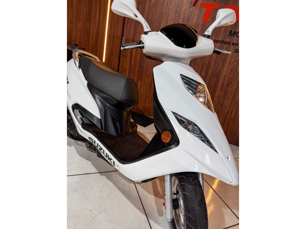 SUZUKI Burgman 125 Modelo sem Versão