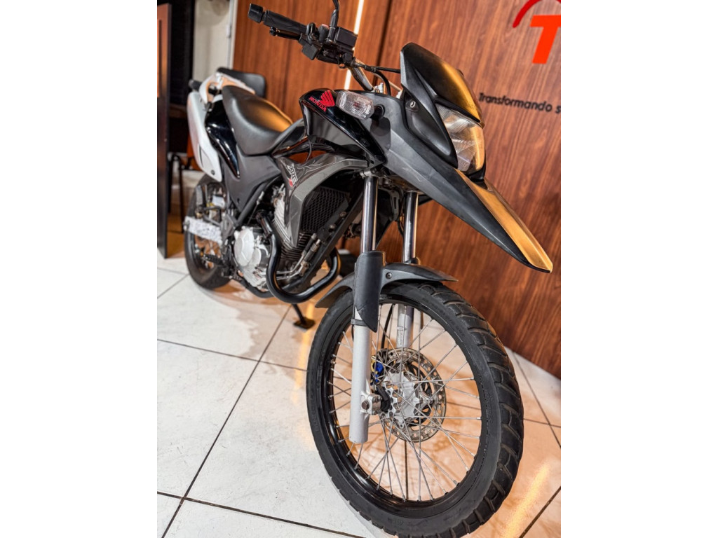 HONDA XRE 300 Modelo sem Versão
