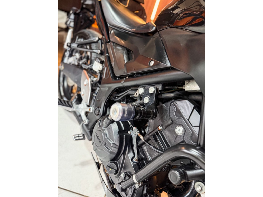 YAMAHA MT-03 300 ABS