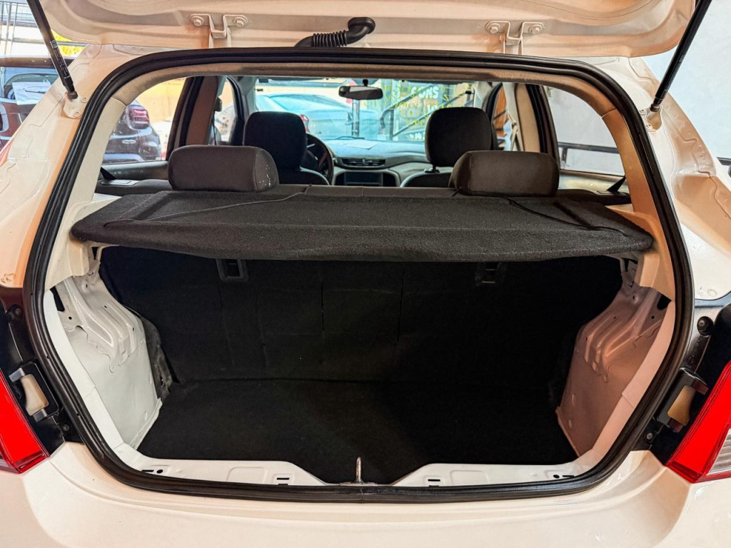 CHEVROLET Onix Hatch 1.0 4P FLEX JOY