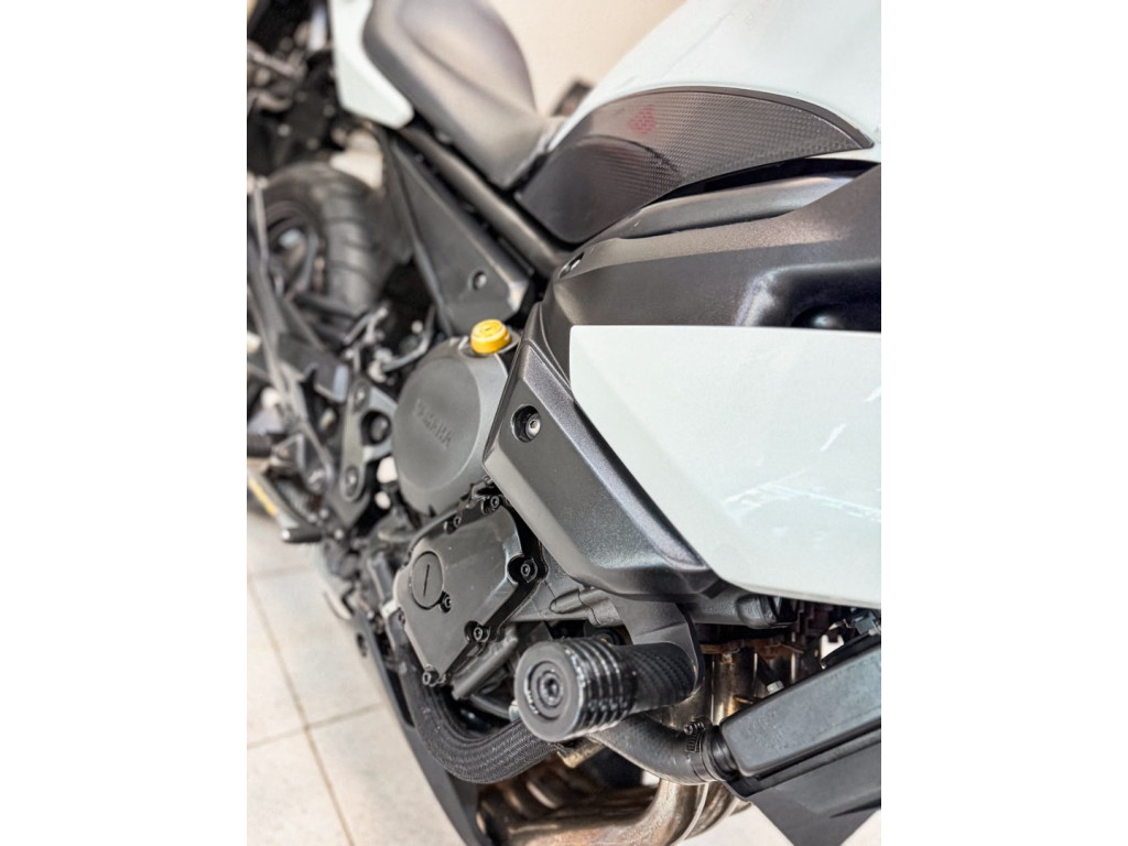 YAMAHA XJ6 600 N
