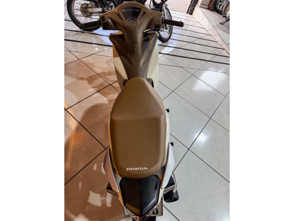 HONDA Biz 125 FLEX