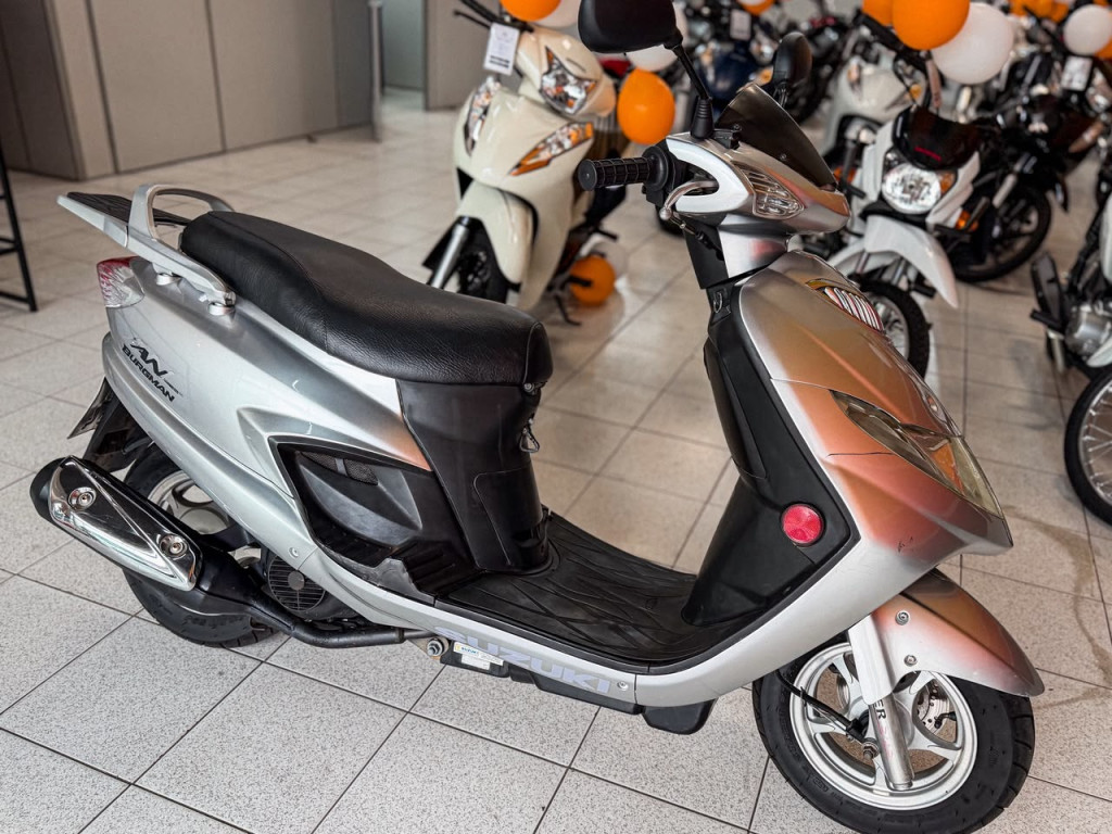 SUZUKI Burgman 125 Modelo sem Versão