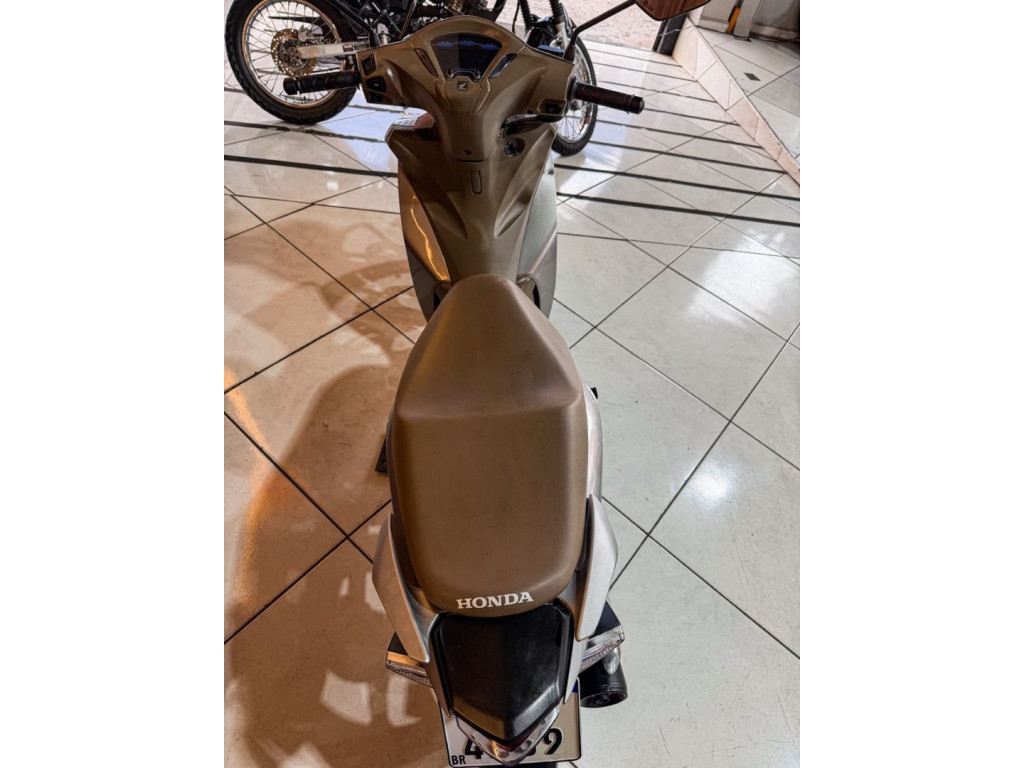 HONDA Biz 125 FLEX