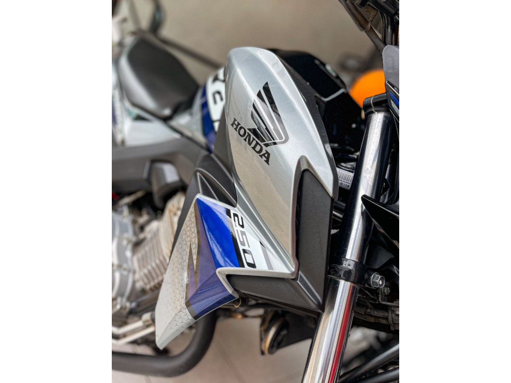 HONDA CB 250 F Twister FLEXONE