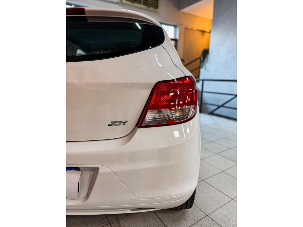 CHEVROLET Onix Hatch 1.0 4P FLEX JOY
