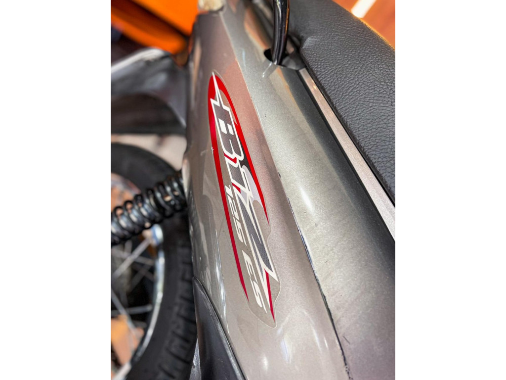 HONDA Biz 125 ES