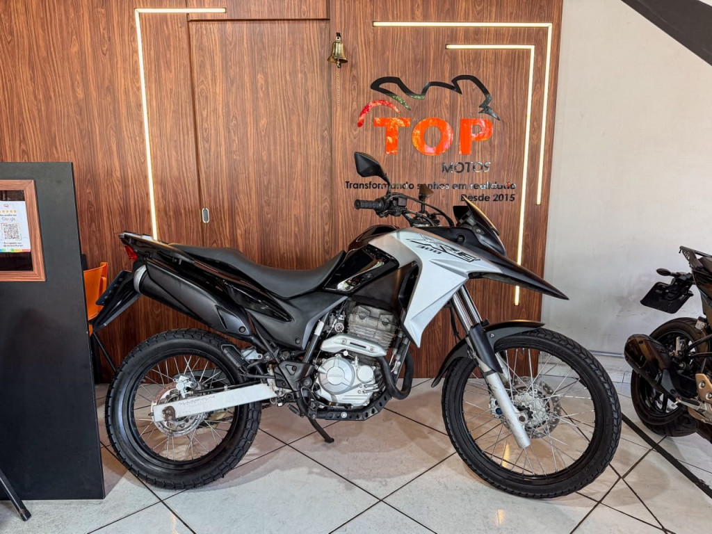 XRE 300 Modelo sem Versão