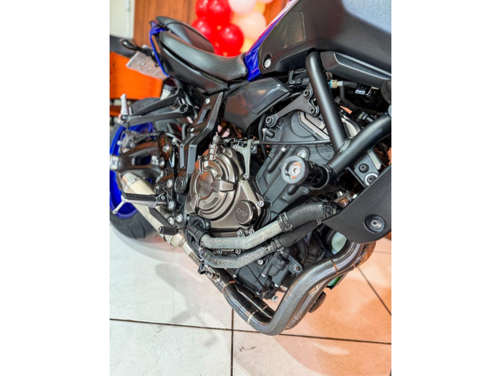 YAMAHA MT-07 700 ABS