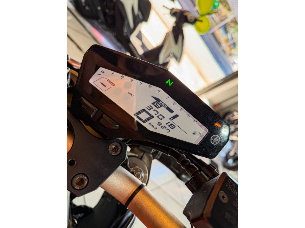 YAMAHA MT-09 850 ABS