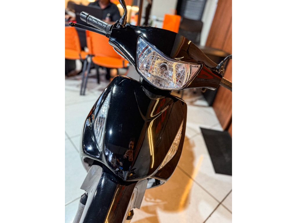 HONDA Biz 125 ES