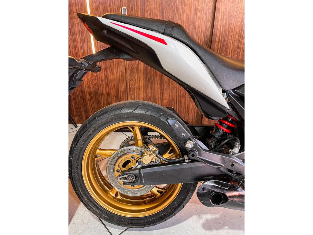 HONDA CBR 600 F Modelo sem Versão