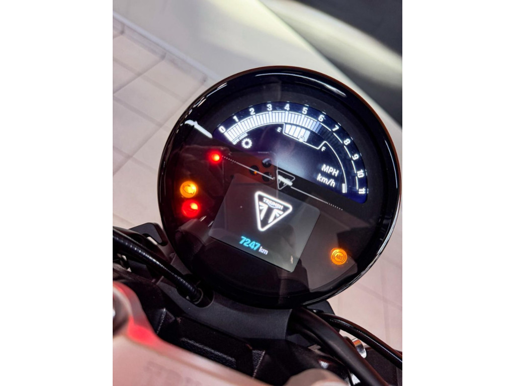 TRIUMPH Trident 660 N/D