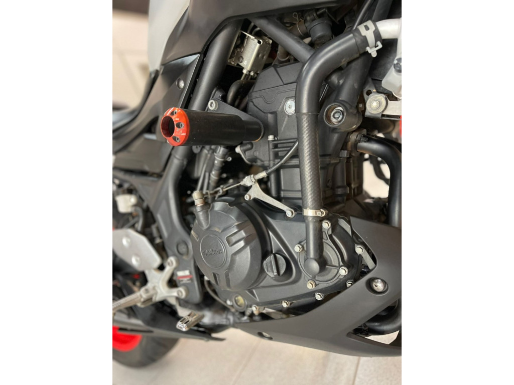 YAMAHA MT-03 300 ABS