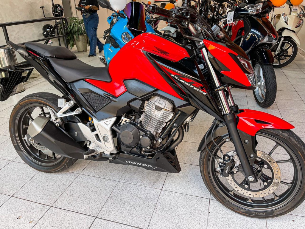 HONDA CB 300 F Twister FLEX CBS