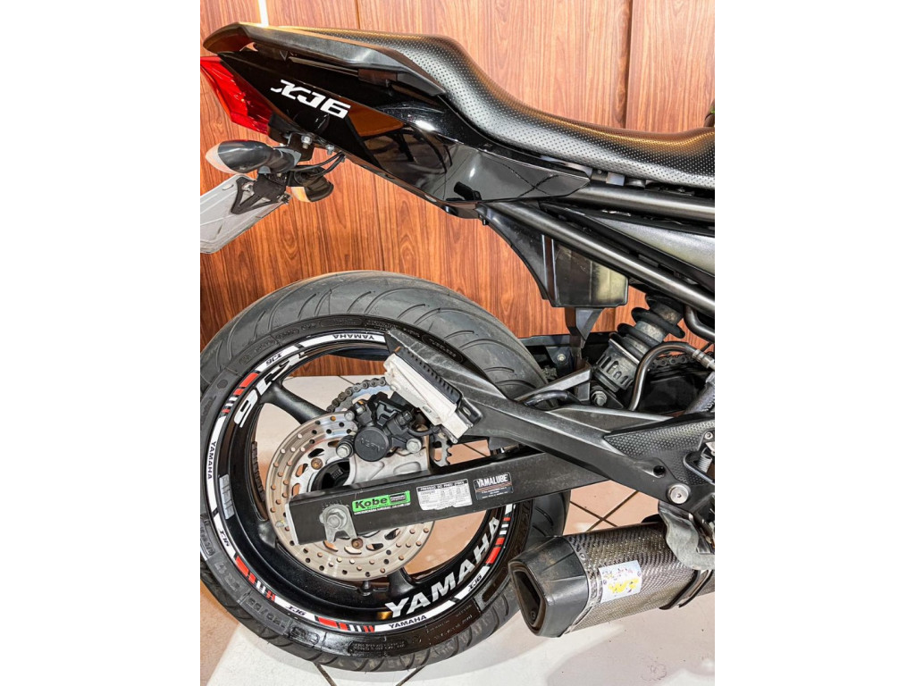 YAMAHA XJ6 600 F