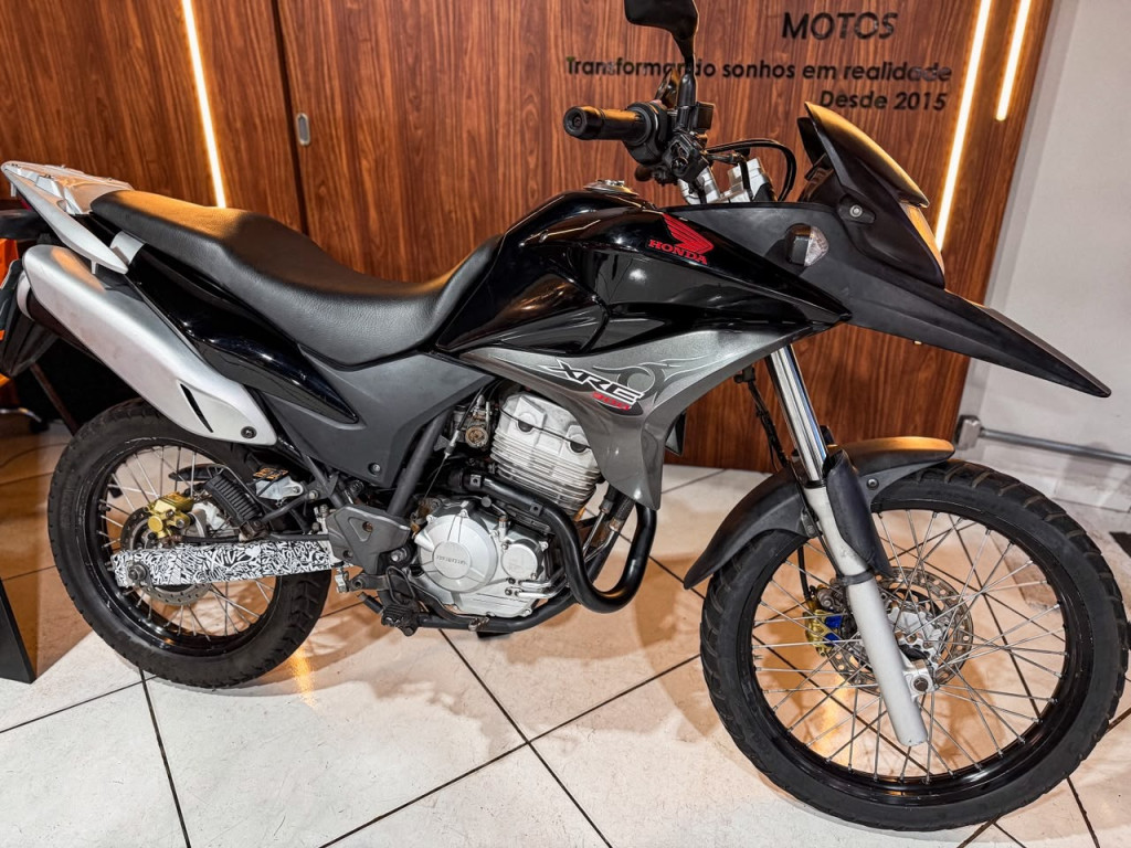 HONDA XRE 300 Modelo sem Versão