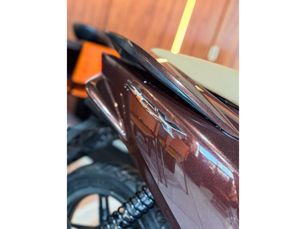HONDA PCX 150 DLX