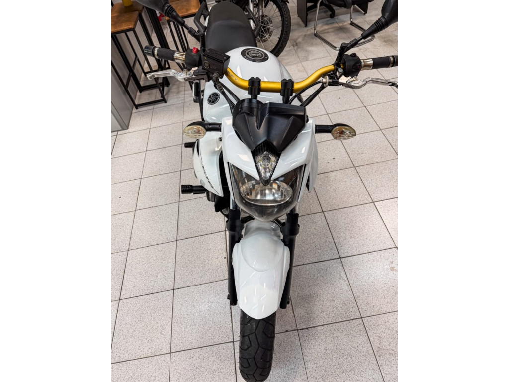 YAMAHA XJ6 600 N