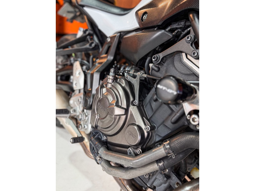 YAMAHA MT-07 700 ABS