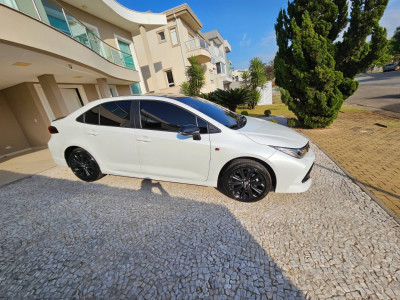 Corolla 2.0 16V 4P VVT-IE FLEX GR-S DIRECT SHIFT AUTOMÁTICO CVT