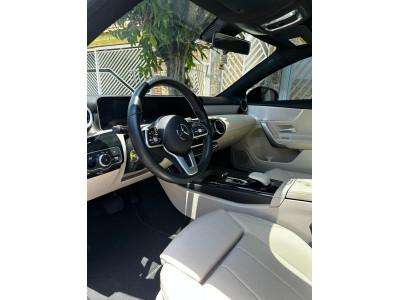 A 200 Sedan 1.3 16V 4P CGI ADVANCE 7G-TRONIC DCT AUTOMÁTICO