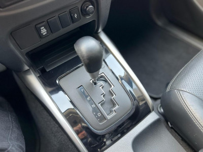 L 200 Triton 2.4 16V SPORT HPE-S 4X4 CABINE DUPLA TURBO DIESEL AUTOMÁTICO