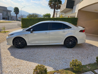 Corolla 2.0 16V 4P VVT-IE FLEX GR-S DIRECT SHIFT AUTOMÁTICO CVT