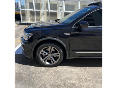 Tiguan 2.0 16V 4P FSI R-LINE TURBO AUTOMÁTICO