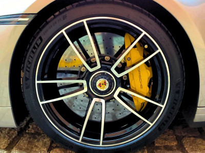 911 3.8 S TURBO 6 CILINDROS