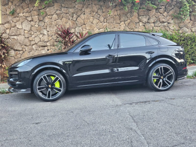 PORSCHE Cayenne 4.0 V8 32V E-HYBRID S COUPÉ AWD TURBO S AUTOMÁTICO TIPTRONIC PORSCHE Cayenne 4.0 V8 32V E-HYBRID S COUPÉ AWD TURBO S AUTOMÁTICO TIPTRONIC