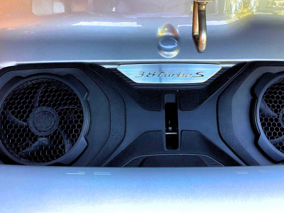 911 3.8 S TURBO 6 CILINDROS