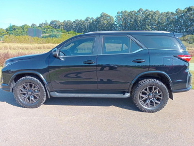 Hilux SW4 2.8 16V 4P GR-S 7LUGARES 4X4 TURBO DIESEL AUTOMÁTICO