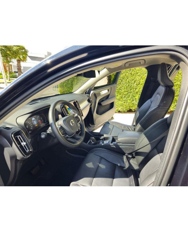VOLVO XC40 1.5 16V 4P T5 RECHARGE MOMENTUM GEARTRONIC AUTOMÁTICO