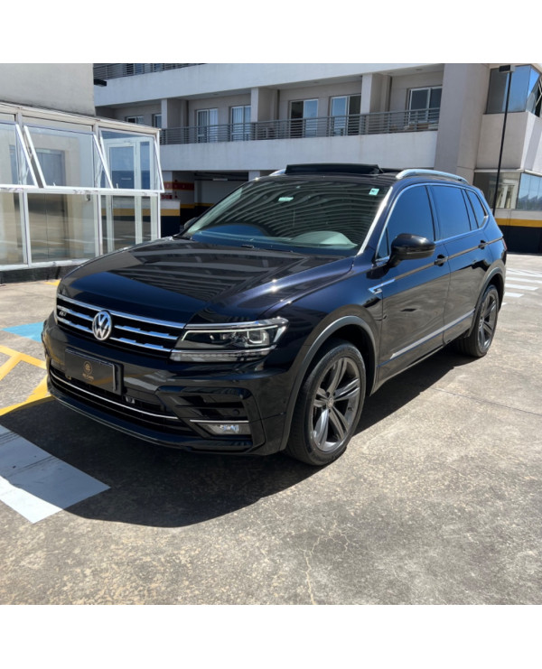 Tiguan 2.0 16V 4P FSI R-LINE TURBO AUTOMÁTICO