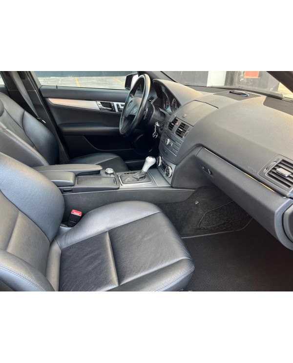 MERCEDES-BENZ C 300 3.0 V6 24V 4P SPORT AUTOMÁTICO