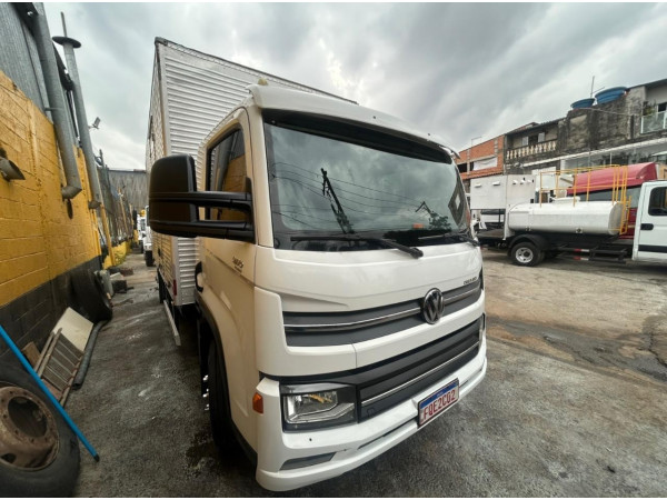VOLKSWAGEN 9-170 DRC 4X2 DELIVERY