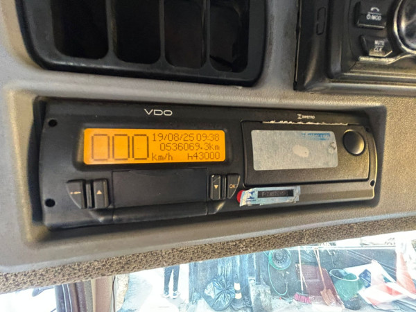 MERCEDES-BENZ Atego 2426 6X2