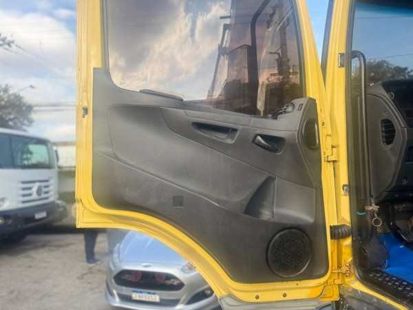MERCEDES-BENZ Axor 2831
