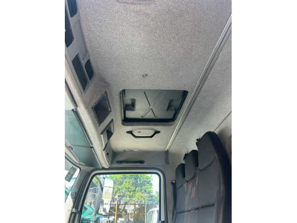 MERCEDES-BENZ Atego 2426 6X2