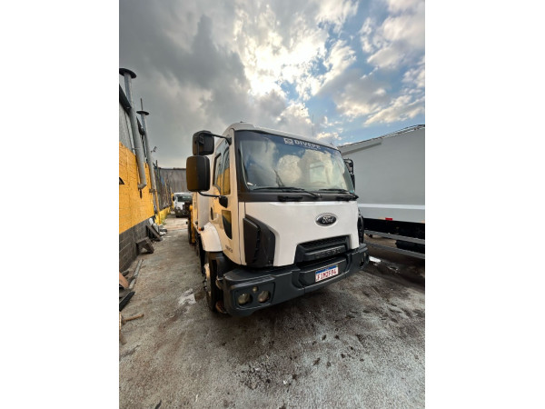 FORD Cargo 1723