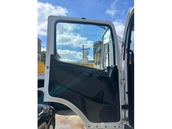 MERCEDES-BENZ Atego 2426 6X2