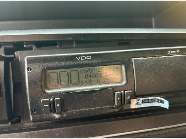 VOLKSWAGEN 9-170 DRC 4X2 DELIVERY
