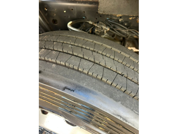 VOLKSWAGEN 19-330 SC Modelo sem Versão